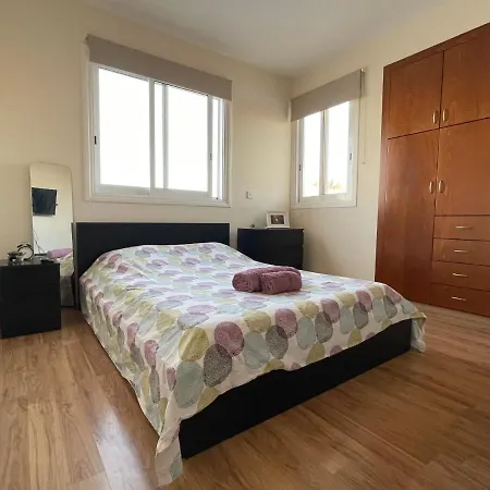 The Cosy Penthouse! * Agios Dhometios